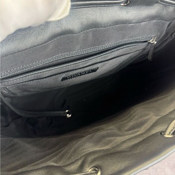 Chanel New Large Chevron Quilted Urban Spirit Backpack - Picture 10 of 16